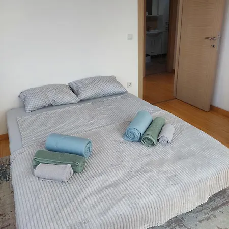 Zvekir Apartamento *