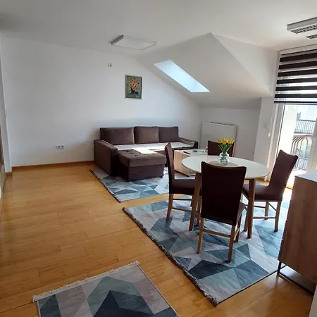 Zvekir Apartamento *
