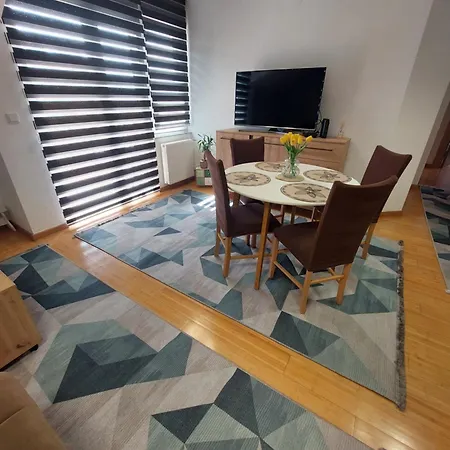 Apartamento Zvekir