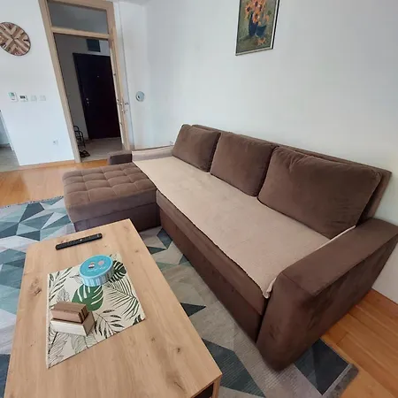 Zvekir Apartamento *